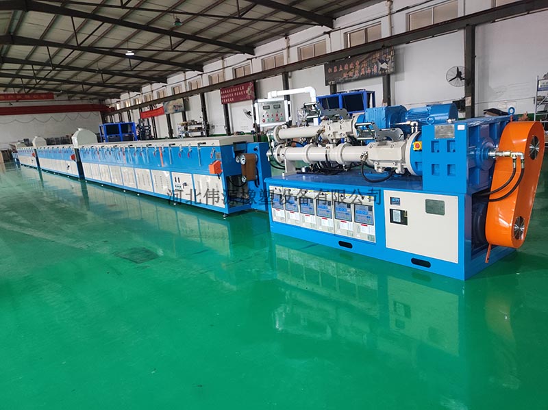 1686474011103795.jpg 復合橡膠擠出機.jpg